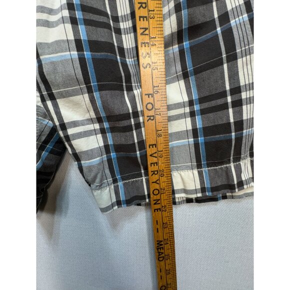 American Eagle Outfitters Mens Plaid Shorts Size 32 Black Gray Flat Front Casual - Picture 6 of 13